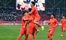 华体会网页版-足球赛场上将上演令人激动的对抗