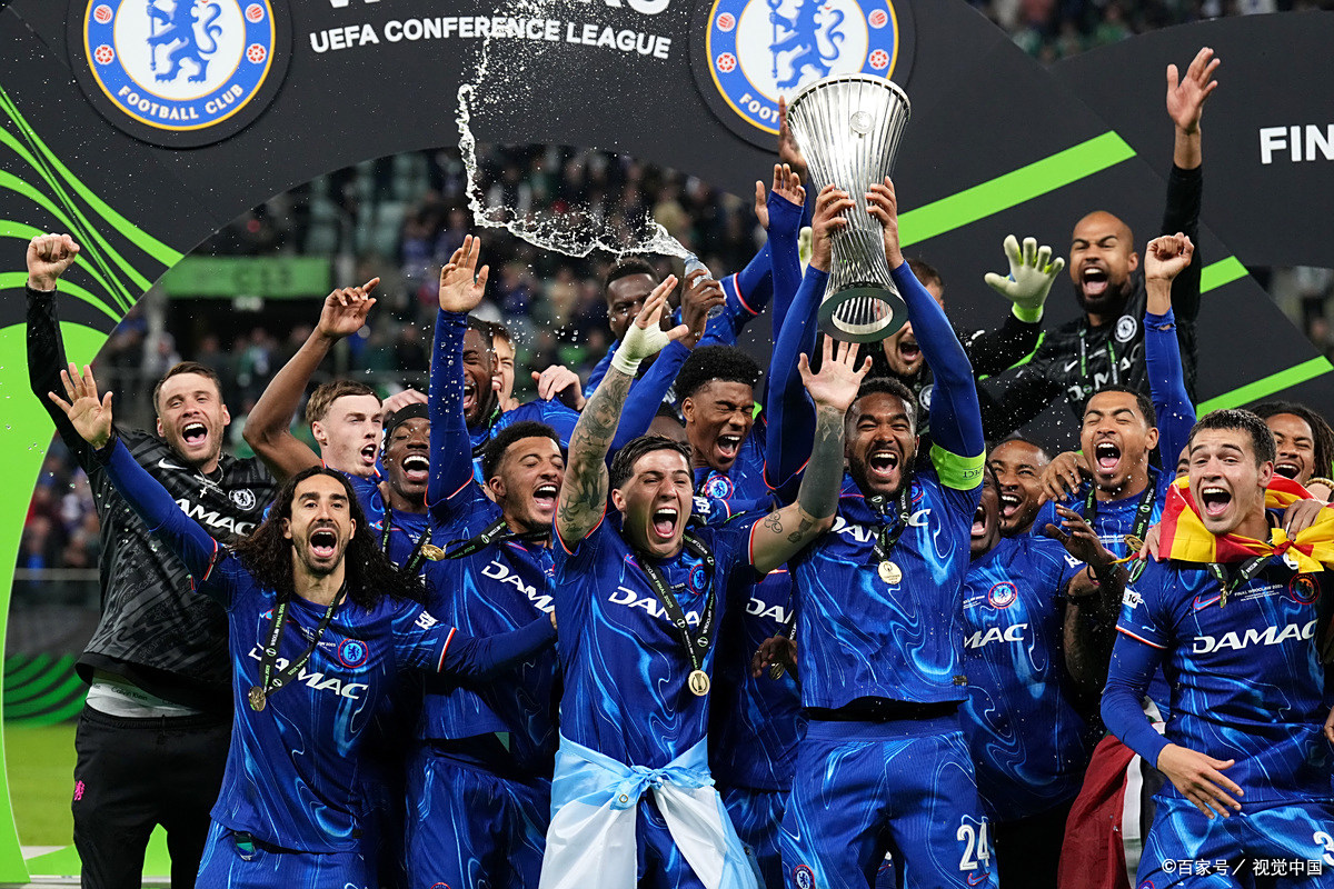 切尔西连胜，抢下联赛第一的位置的简单介绍