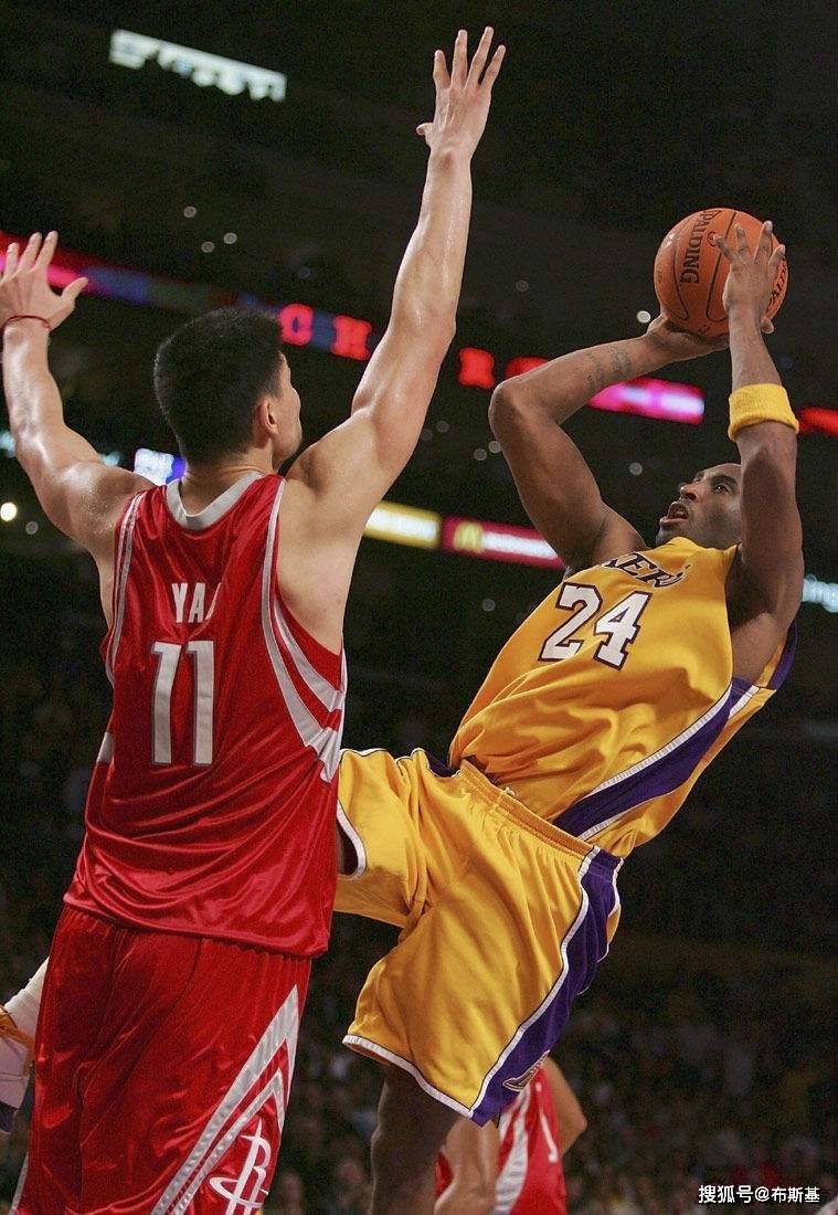 湖人横扫火箭，继续不败